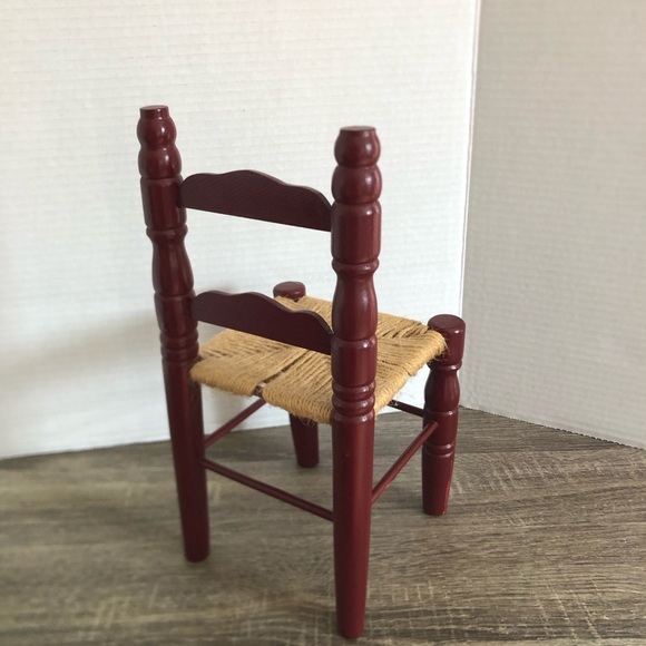 Vtg Red Wooden Chair with Woven Seat - Picture 4 of 11